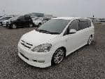 Used 2001 TOYOTA IPSUM BF56176 for Sale Image 1