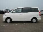 Used 2003 TOYOTA NOAH BF59566 for Sale Image 2