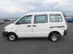 Used 2003 TOYOTA TOWNACE VAN BF61310 for Sale Image 2