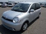 Used 2004 TOYOTA SIENTA BF61467 for Sale Image 1