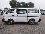 Used 2002 NISSAN CARAVAN VAN BF64212 for Sale Image 2
