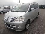 Used 2001 TOYOTA NOAH BF66700 for Sale Image 1