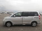 Used 2001 TOYOTA NOAH BF66700 for Sale Image 2