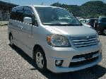 Used 2002 TOYOTA NOAH BF67811 for Sale Image 7