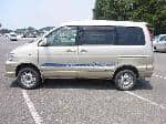 Used 2001 TOYOTA LITEACE NOAH BF67937 for Sale Image 2