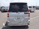 Used 2001 TOYOTA NOAH BF68728 for Sale Image 4
