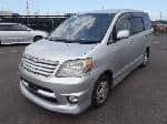 Used 2003 TOYOTA NOAH BF68733 for Sale Image 1