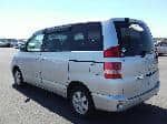 Used 2002 TOYOTA NOAH BF68879 for Sale Image 3