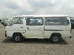 Used 1995 NISSAN CARAVAN VAN BF69366 for Sale Image 2