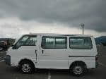 Used 2005 MAZDA BONGO VAN BF69981 for Sale Image 2