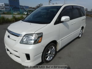 Used 2004 TOYOTA NOAH BF304836 for Sale