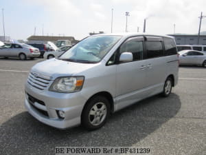 Used 2002 TOYOTA NOAH BF431239 for Sale