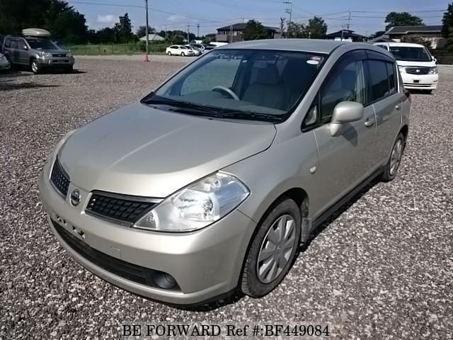 Used nissan tiida for sale in japan #7
