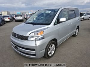 Used 2002 TOYOTA VOXY BF510460 for Sale