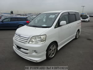 Used 2004 TOYOTA NOAH BF519218 for Sale