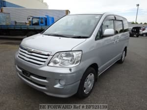 Used 2004 TOYOTA NOAH BF523139 for Sale