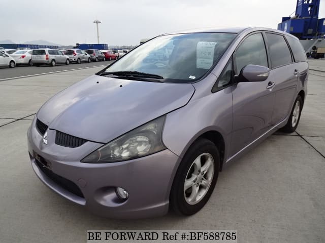 MITSUBISHI / Grandis (UA-NA4W)