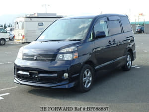 Used 2004 TOYOTA VOXY BF588887 for Sale