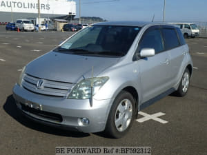 Used 2003 TOYOTA IST BF592312 for Sale