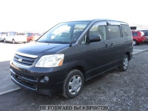 Used 2006 TOYOTA NOAH BF597729 for Sale