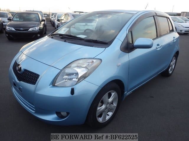 TOYOTA Vitz