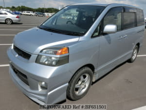 Used 2002 TOYOTA VOXY BF651501 for Sale