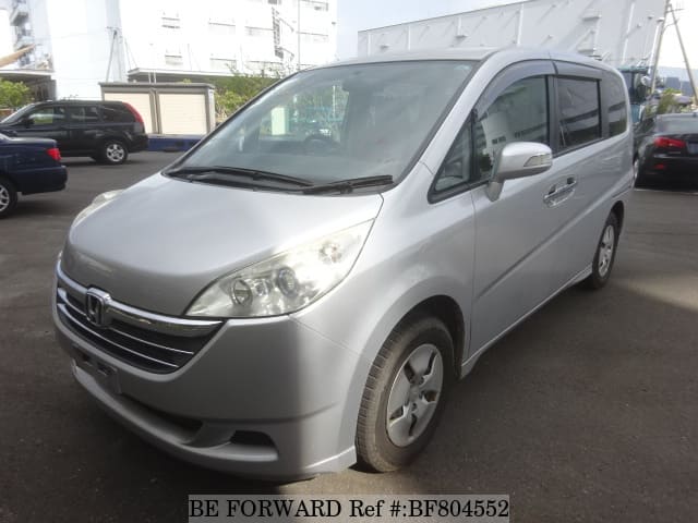 HONDA / Step WGN (DBA-RG2)