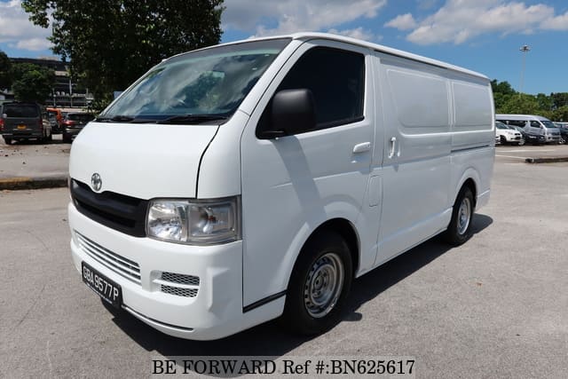 Be forward toyota 2024 hiace van manual