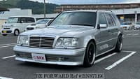 1994 MERCEDES-BENZ E-CLASS E320