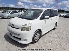 TOYOTA Voxy for Sale