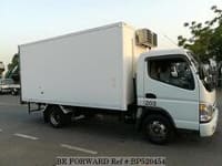 2004 MITSUBISHI CANTER