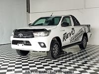 2017 TOYOTA HILUX 2.4