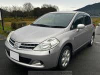 2010 NISSAN TIIDA