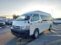 2010 TOYOTA HIACE COMMUTER