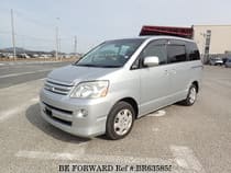 Used 2004 TOYOTA NOAH BR635855 for Sale