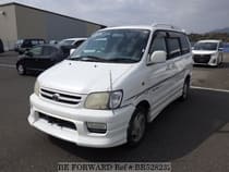 Used 2000 TOYOTA TOWNACE NOAH BR528232 for Sale