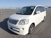 2004 TOYOTA NOAH X