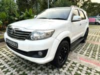 2014 TOYOTA FORTUNER 7-SEATES-LEATHER-NAV-CAM-SP-RIM