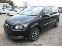 VOLKSWAGEN Golf Touran