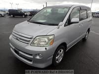 2005 TOYOTA NOAH X LIMITED