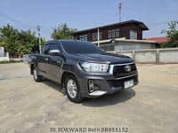 2019 TOYOTA HILUX 2.4