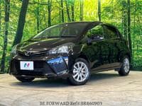 2015 TOYOTA VITZ F