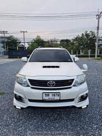 2015 TOYOTA FORTUNER 3.0