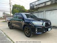 2019 TOYOTA HILUX 2.4