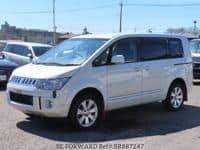 2015 MITSUBISHI DELICA D5