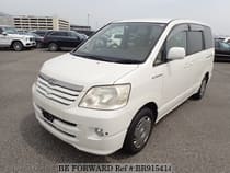 Used 2004 TOYOTA NOAH BR915414 for Sale