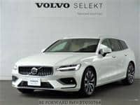 2023 VOLVO V60