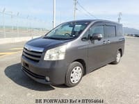 2010 TOYOTA NOAH X SMART EDITION