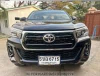 2019 TOYOTA HILUX 2.4