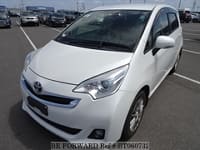 2015 TOYOTA RACTIS X